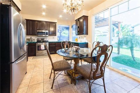 14703 Foxfield Ln, Fontana, CA 92336 photo 9