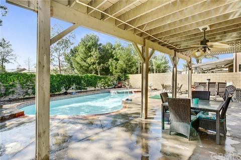 7614 Bear Creek Dr, Fontana, CA 92336 photo 23