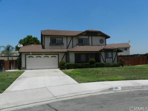 1231 S Arrowhead Ave, Bloomington, CA 92316 photo 1