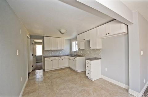 9341 Date St, Fontana, CA 92335 photo 13