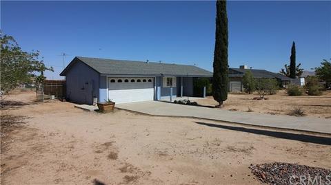 3887 Surrey Ave, Yucca Valley, CA 92284 photo 4