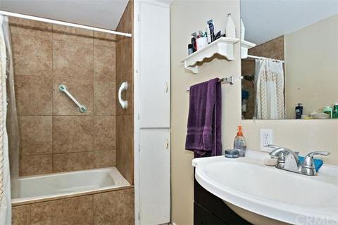 231 E Heather St, Rialto, CA 92376 photo 18
