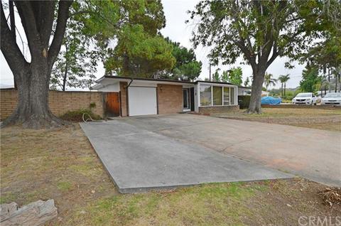 153 W Tedrow Dr, Glendora, CA 91740 photo 2