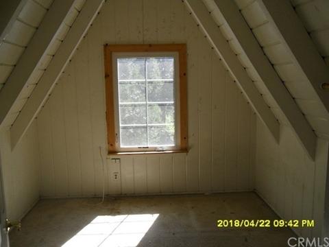 388 Hemlock Dr, Lake Arrowhead, CA 92352 photo 12