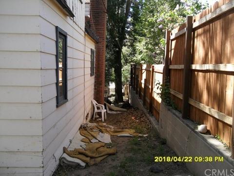 388 Hemlock Dr, Lake Arrowhead, CA 92352 photo 6
