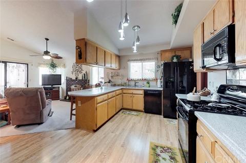 2017 Cameron Ct, Barstow, CA 92311 photo 8