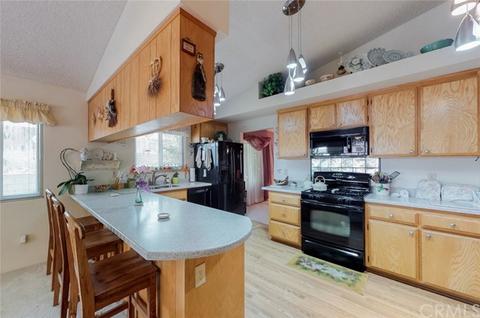 2017 Cameron Ct, Barstow, CA 92311 photo 9