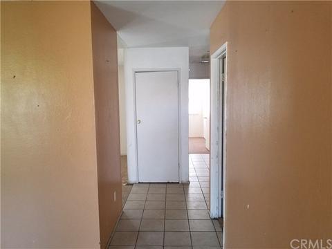 10181 Medallion Pl, Riverside, CA 92503 photo 8