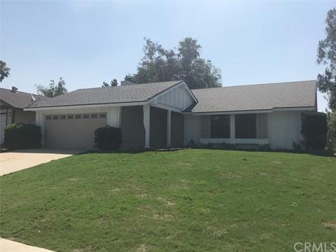 5979 Robin Rd, San Bernardino, CA 92407 photo 1