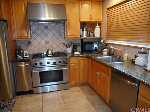460 E Walnut Ave, Glendora, CA 91741 photo 5