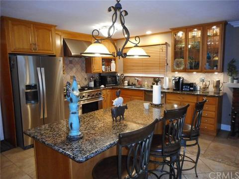 460 E Walnut Ave, Glendora, CA 91741 photo 4