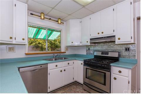 11962 Douglas St, Yucaipa, CA 92399 photo 9