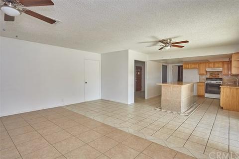 9914 Locust Ave, Hesperia, CA 92345 photo 8