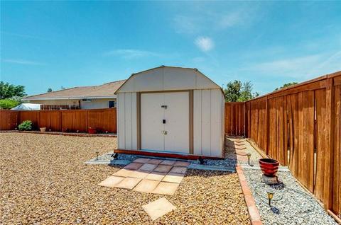 11418 Bristol Ct, Adelanto, CA 92301 photo 17