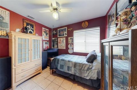11418 Bristol Ct, Adelanto, CA 92301 photo 9