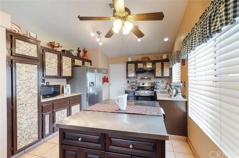 11418 Bristol Ct, Adelanto, CA 92301 photo 5