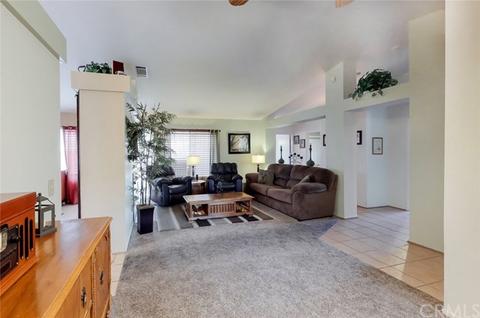 11418 Bristol Ct, Adelanto, CA 92301 photo 2