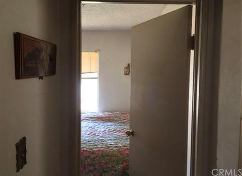 3898 Lofton Pl, Riverside, CA 92501 photo 8