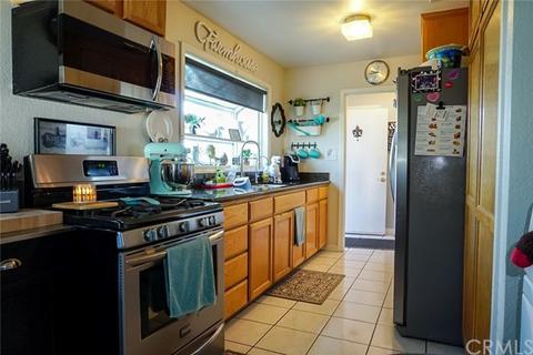 3926 Canterbury Rd, Riverside, CA 92504 photo 5