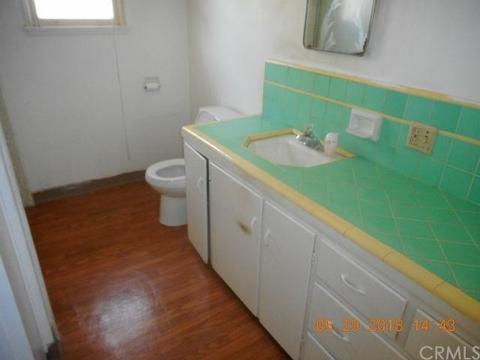 1907 E St, La Verne, CA 91750 photo 3