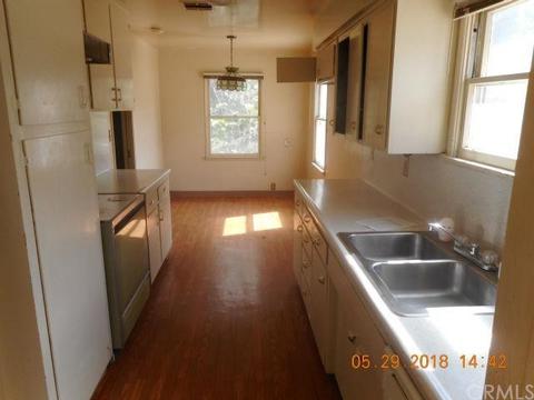 1907 E St, La Verne, CA 91750 photo 7