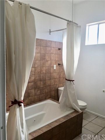 16441 Shirwaun Rd, Apple Valley, CA 92307 photo 11