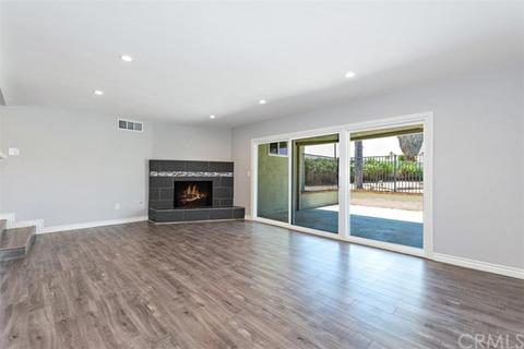 1082 N Olive Ave, Rialto, CA 92376 photo 3