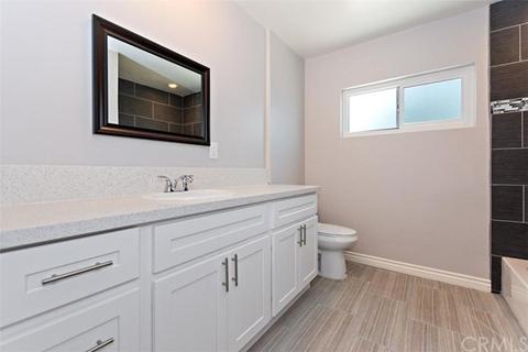 1082 N Olive Ave, Rialto, CA 92376 photo 9
