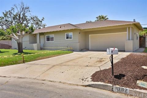 1082 N Olive Ave, Rialto, CA 92376 photo 21