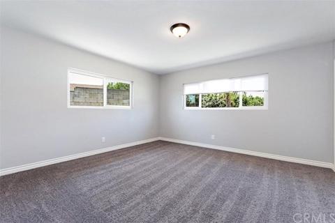 1082 N Olive Ave, Rialto, CA 92376 photo 10