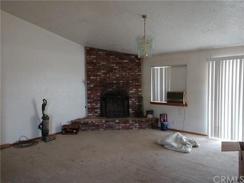 11222 Locust Ave, Hesperia, CA 92345 photo 2