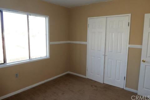 9833 Lombardy Ave, Bloomington, CA 92316 photo 15