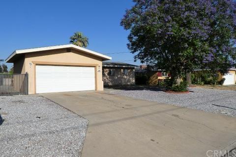 9833 Lombardy Ave, Bloomington, CA 92316 photo 2