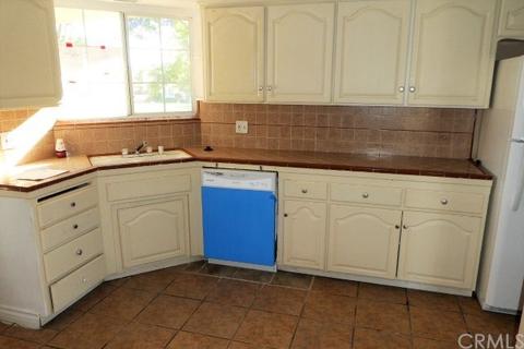 9833 Lombardy Ave, Bloomington, CA 92316 photo 12