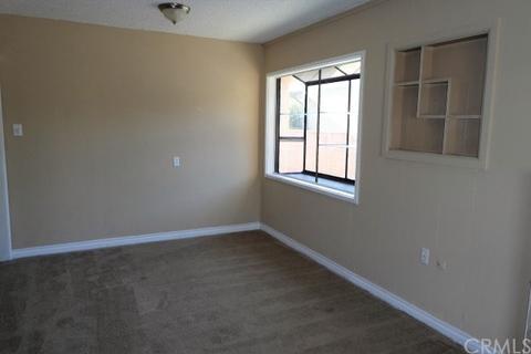 9833 Lombardy Ave, Bloomington, CA 92316 photo 9