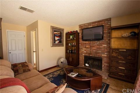 631 E Pioneer Ave, Redlands, CA 92374 photo 11