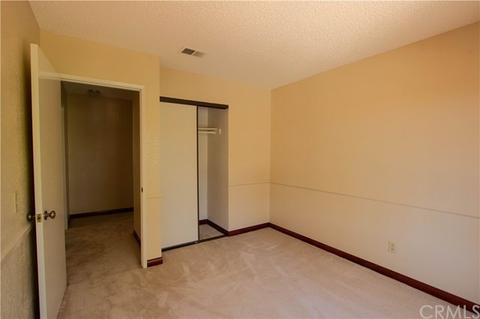 631 E Pioneer Ave, Redlands, CA 92374 photo 18