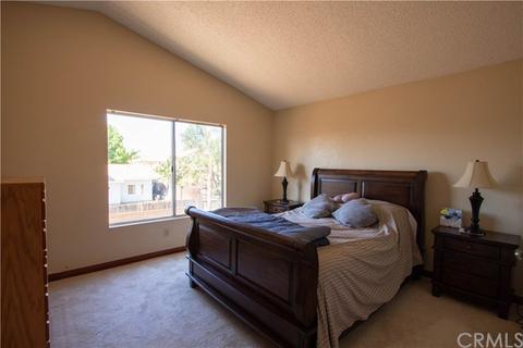 631 E Pioneer Ave, Redlands, CA 92374 photo 14