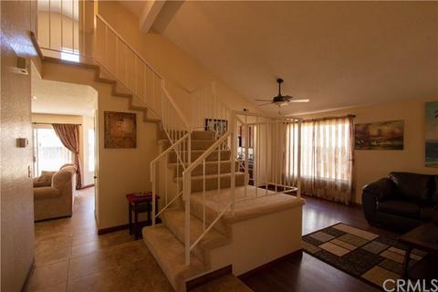 631 E Pioneer Ave, Redlands, CA 92374 photo 4