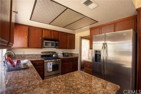 631 E Pioneer Ave, Redlands, CA 92374 photo 10