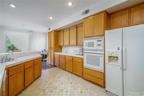 12780 Canyonwind Rd, Riverside, CA 92503 photo 23