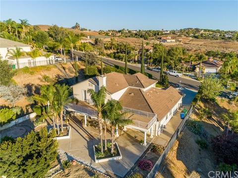 12780 Canyonwind Rd, Riverside, CA 92503 photo 4