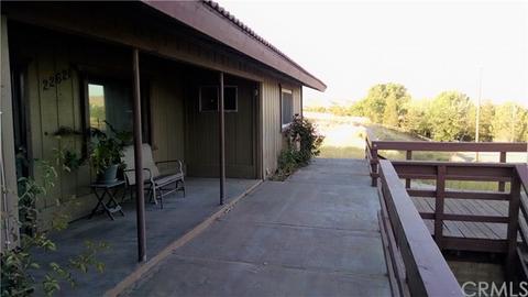 22621 Putting Green Way, Tehachapi, CA 93561 photo 2