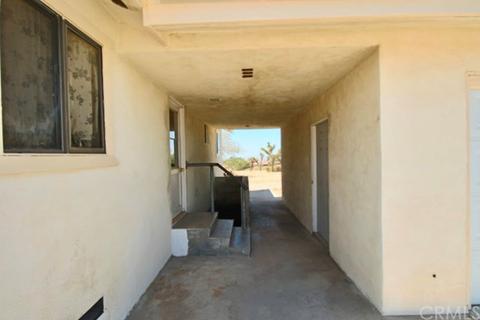 9475 Malpaso, Phelan, CA 92371 photo 14