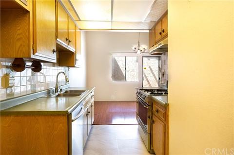 1349 Maxwell Ln, Upland, CA 91786 photo 12