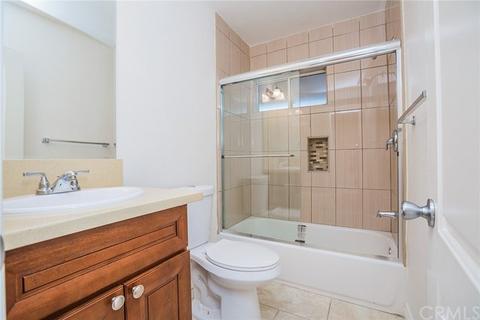 556 E 4th St, Ontario, CA 91764 photo 23