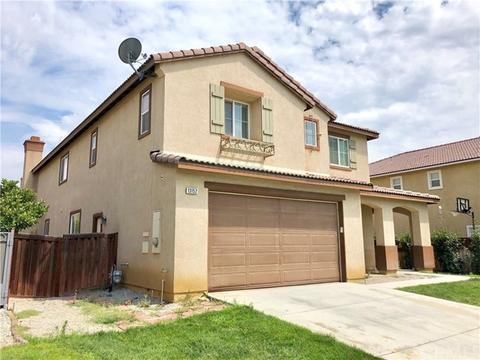 13152 Casey Ct, Beaumont, CA 92223 photo 2