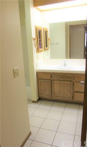 12768 Tesuque Rd, Apple Valley, CA 92308 photo 15