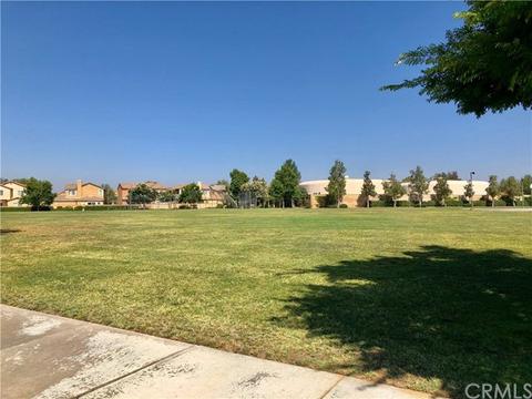 3669 Alhambra Ln, Perris, CA 92571 photo 21