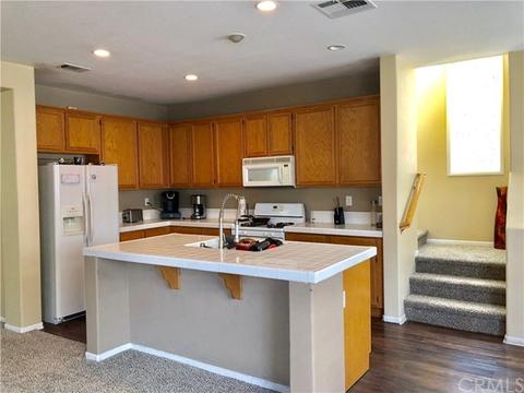 3669 Alhambra Ln, Perris, CA 92571 photo 9